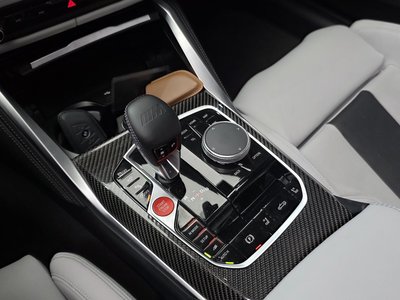 2025 BMW M4 thumbnail 12