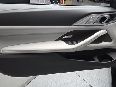 2025 BMW M4 thumbnail 14