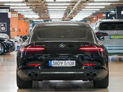 صورة 4 لـ 2021 Mercedes-BENZ GT AMG