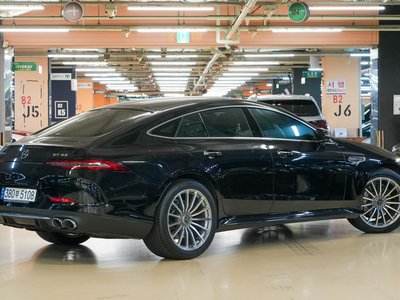 صورة 3 لـ 2021 Mercedes-BENZ GT AMG