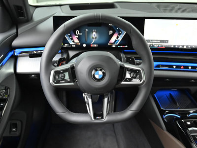 2025 BMW 5 SERIES 缩略图 13