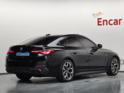 2023 BMW I4 照片 2