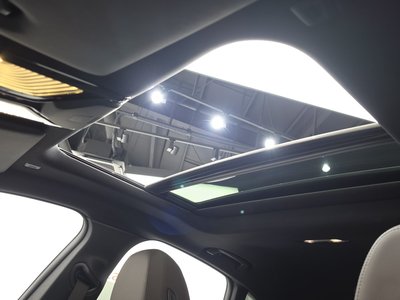 2023 BMW I4 缩略图 23