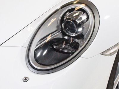 PORSCHE 911 - 8