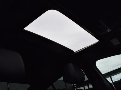 MERCEDES-BENZ CLS - 10