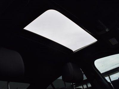 MERCEDES-BENZ CLS - 9