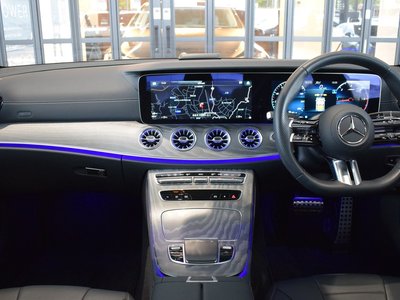 MERCEDES-BENZ CLS - 8