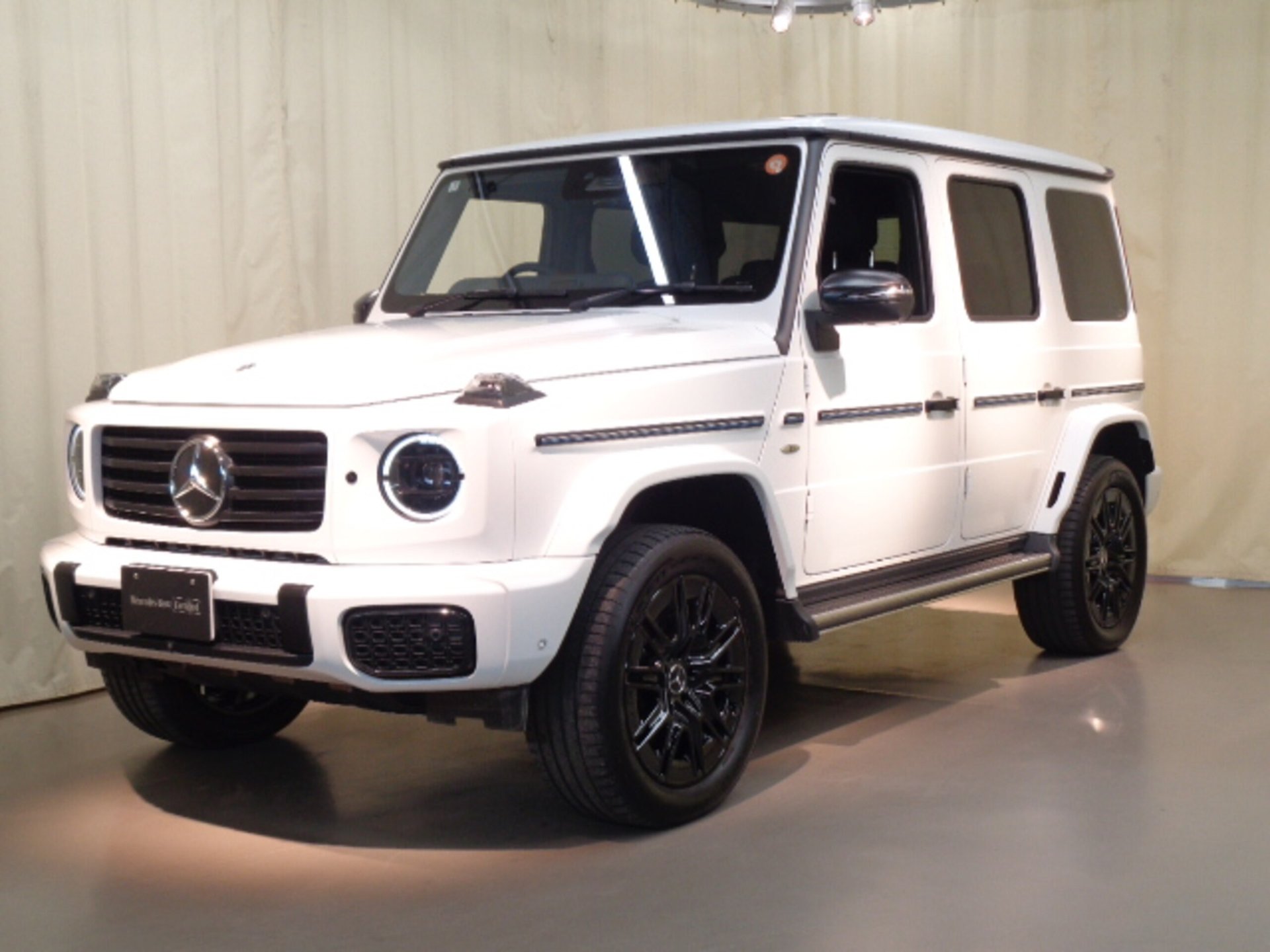 MERCEDES-BENZ G-CLASS - View 1