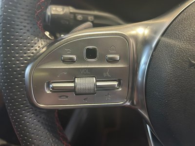 MERCEDES-BENZ GLA - 9