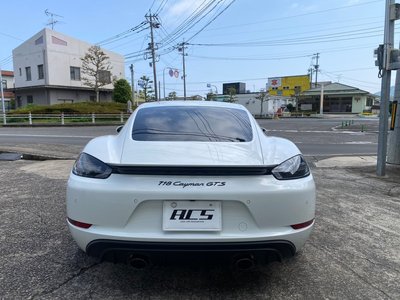 PORSCHE 718 - 8