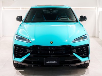LAMBORGHINI URUS - 4