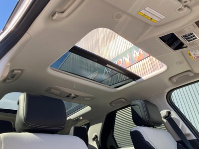 LAND ROVER DISCOVERY - 4