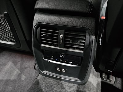2023 BMW 3 SERIES thumbnail 30