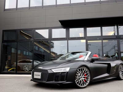 AUDI R8 SPIDER - 4