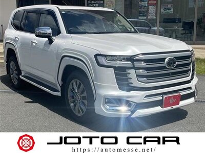 TOYOTA LAND CRUISER 300