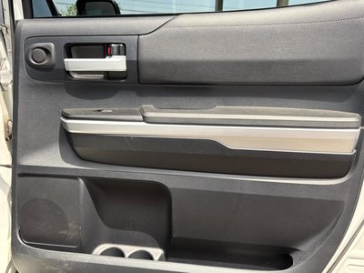 2014 Toyota TUNDRA 缩略图 24