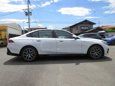 2025 BMW 5 SERIES 缩略图 11