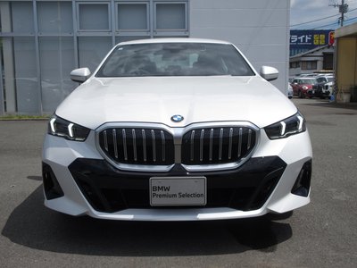 2025 BMW 5 SERIES 照片 5