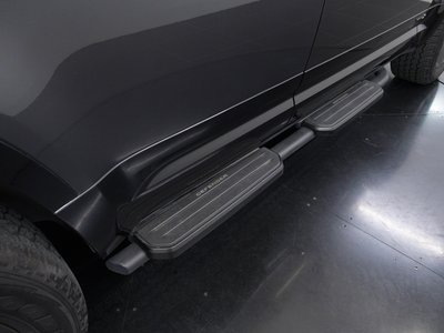 LAND ROVER DEFENDER - 8