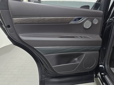 2023 Genesis GV80 thumbnail 15