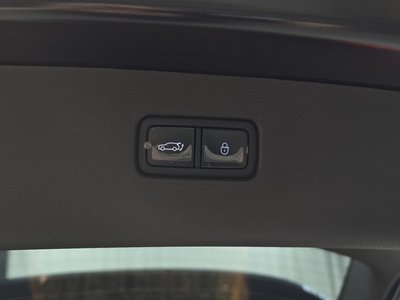 2023 Genesis GV80 thumbnail 35