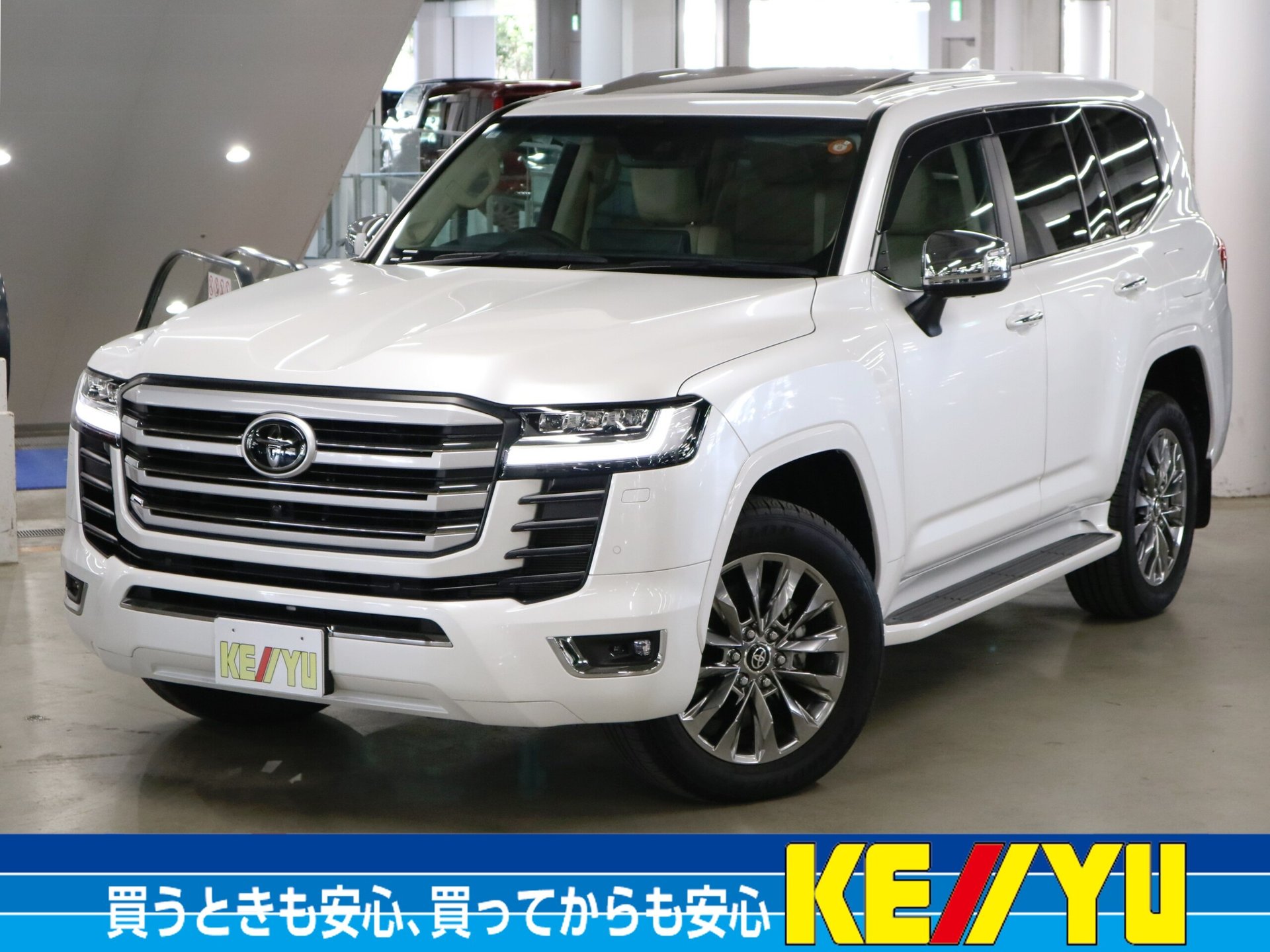 TOYOTA LAND CRUISER 300 - View 1