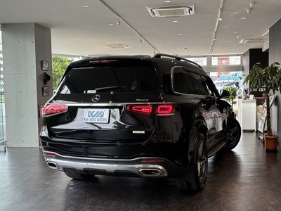 MERCEDES-BENZ GLS - 10