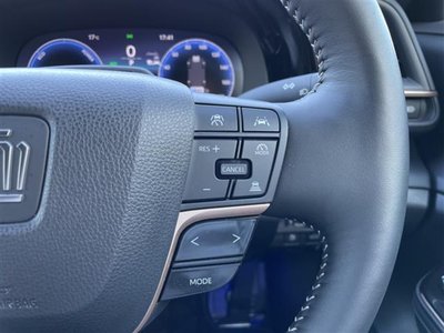 TOYOTA CROWN SPORT - 10