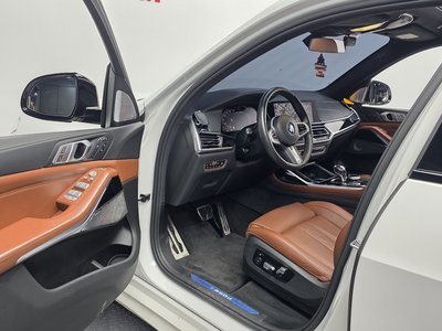 صورة 10 لـ 2019 BMW X7