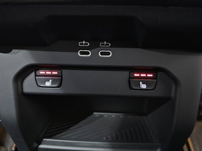 2025 BMW 5 SERIES 缩略图 24