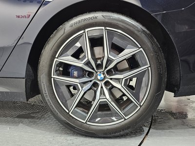 2025 BMW 5 SERIES 照片 8