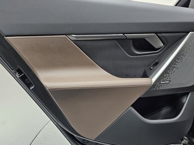 2025 BMW 5 SERIES 缩略图 15