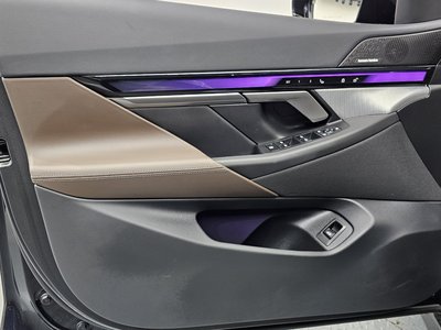 2025 BMW 5 SERIES 缩略图 14
