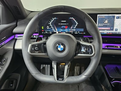 2025 BMW 5 SERIES 缩略图 18
