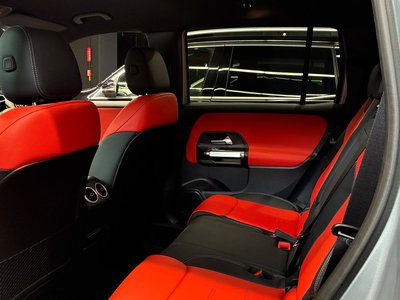 2025 Mercedes-BENZ GLB — миниатюра 30