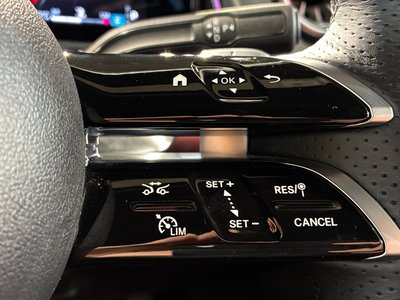 2025 Mercedes-BENZ GLB — миниатюра 14