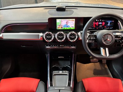 2025 Mercedes-BENZ GLB — миниатюра 25