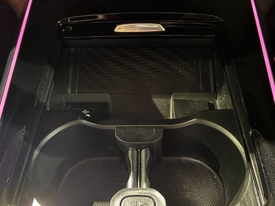 2025 Mercedes-BENZ GLB — миниатюра 19