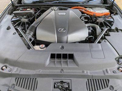 صورة مصغرة 32 لـ 2018 Lexus LC