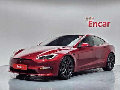 TESLA MODEL S - 1