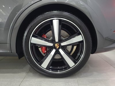 PORSCHE CAYENNE - 6