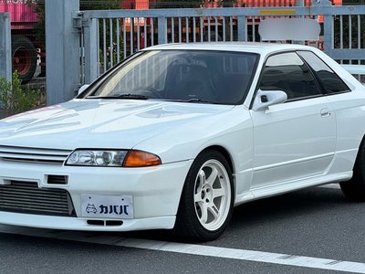 NISSAN SKYLINE GT-R 2.6 4WD - 1
