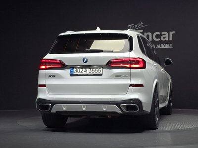 2021 BMW X5 photo 3