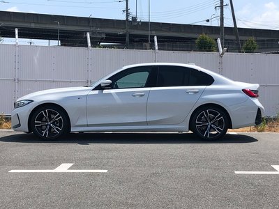 2026 BMW 3 SERIES photo 5