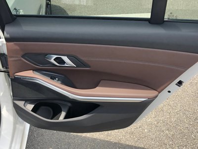 صورة مصغرة 22 لـ 2026 BMW 3 SERIES