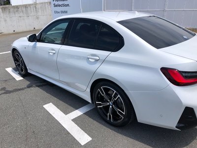 صورة مصغرة 38 لـ 2026 BMW 3 SERIES