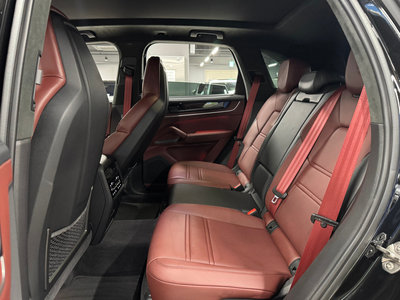 PORSCHE CAYENNE - 10