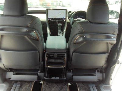 صورة مصغرة 33 لـ 2023 Toyota ALPHARD