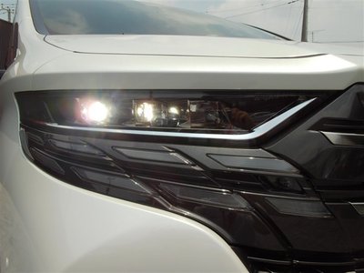 صورة 9 لـ 2023 Toyota ALPHARD
