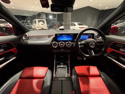 MERCEDES-BENZ GLA - 5